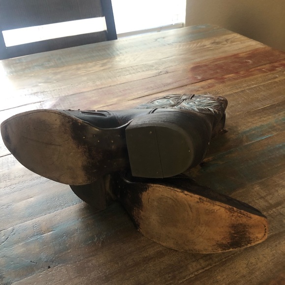 Ariat Boots - Picture 3 of 4